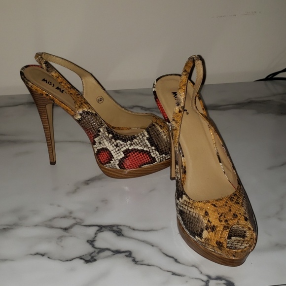 snakeskin peeptoe pumps - Picture 2 of 3